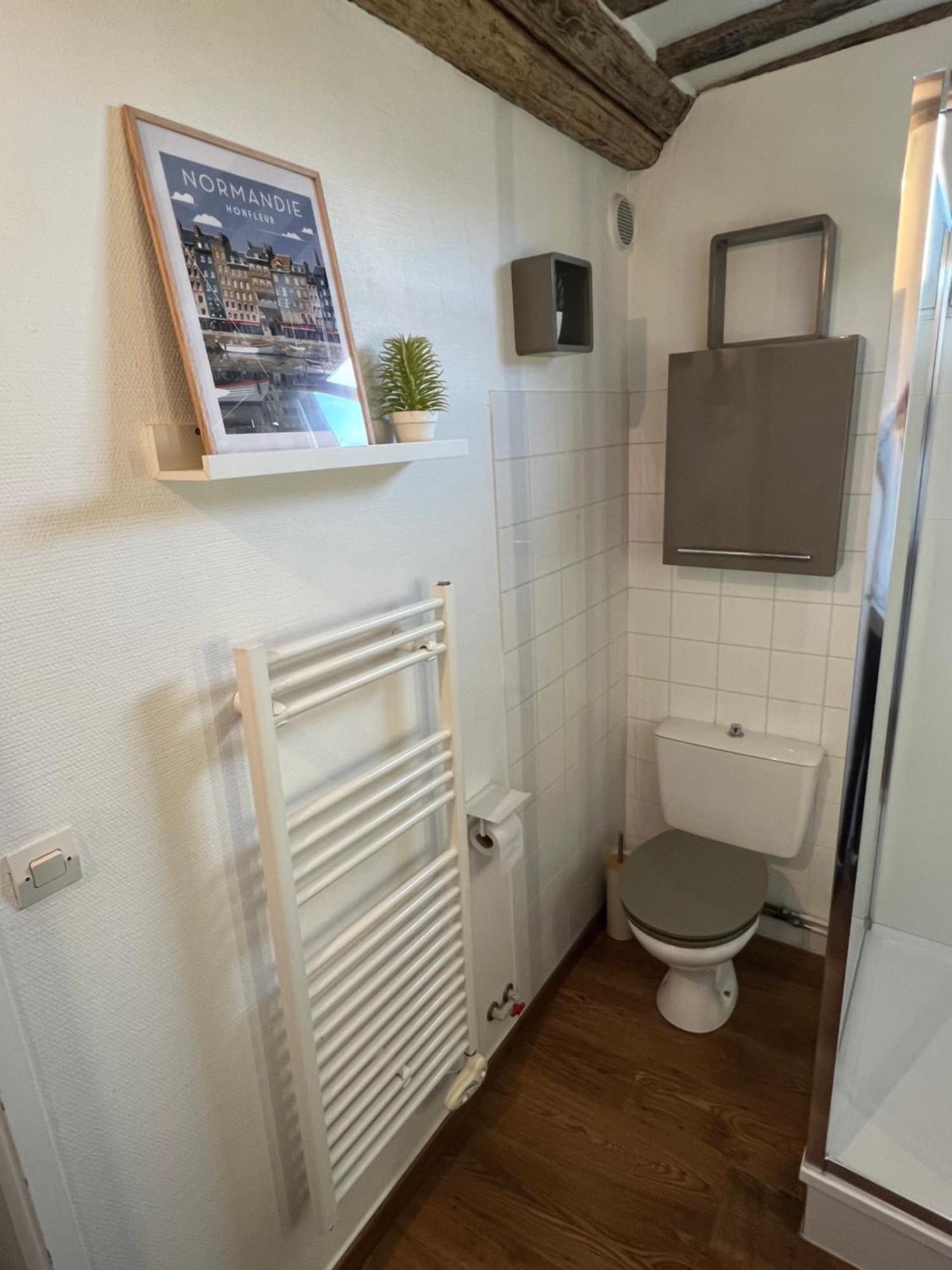 Une Pause Chez Julien, Appartement Lumineux Et Idealement Situe! Honfleur Exteriör bild